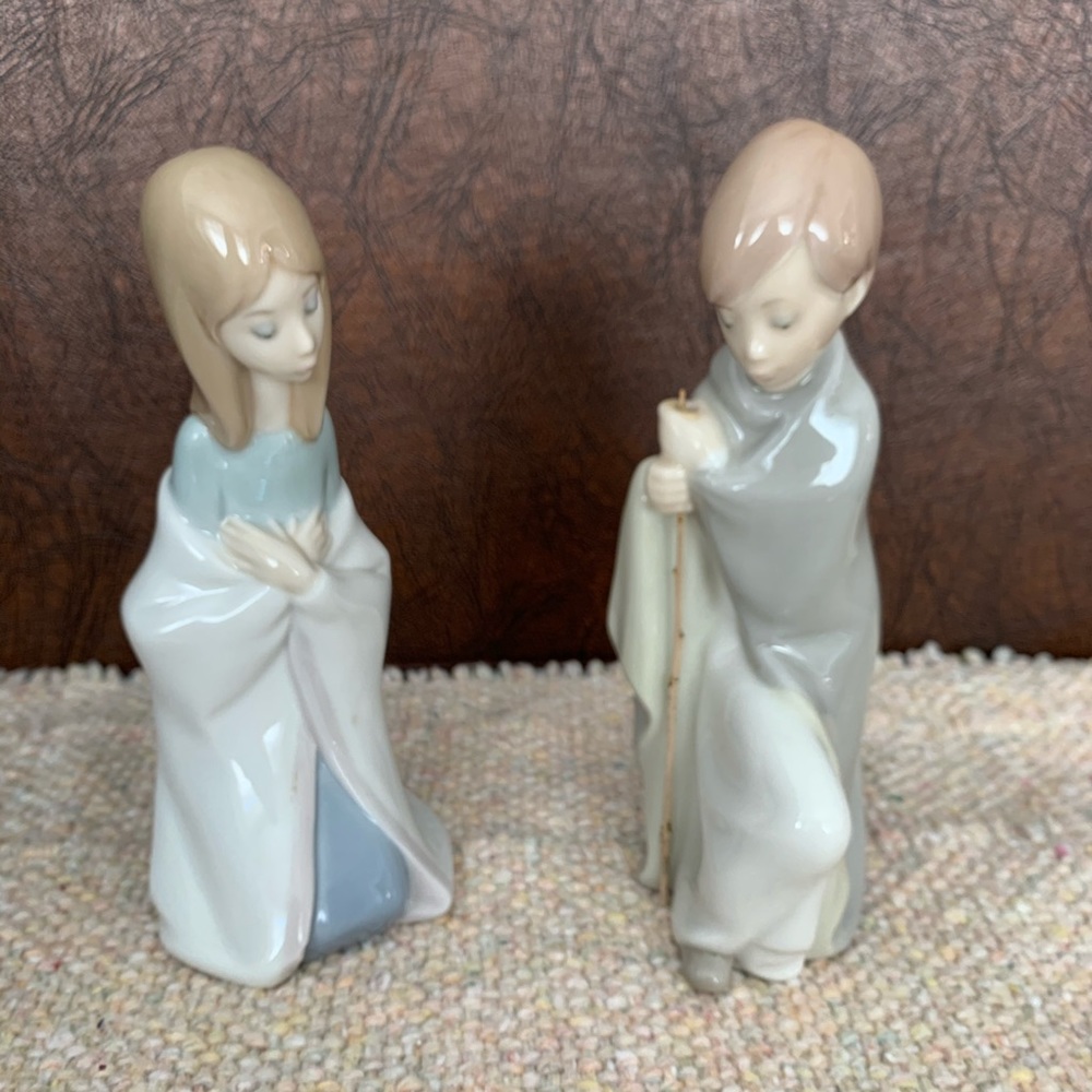 Llardo figurines